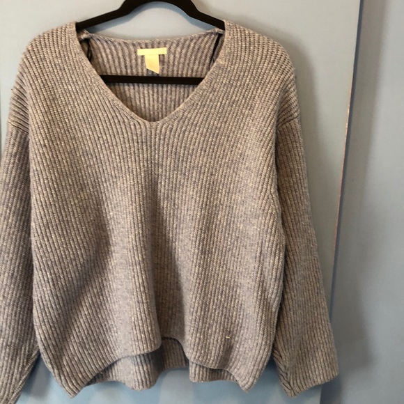 Lilac H&M Sweater - Picture 1 of 3